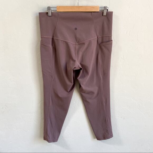 Athleta Salutation Stash Pocket Leggings‎ - Picture 3 of 6